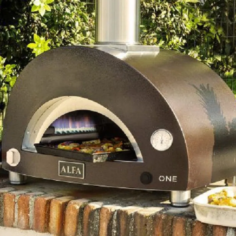 Alfa ONE/Nano 28.9" Gas-Fueled Pizza Oven - Copper