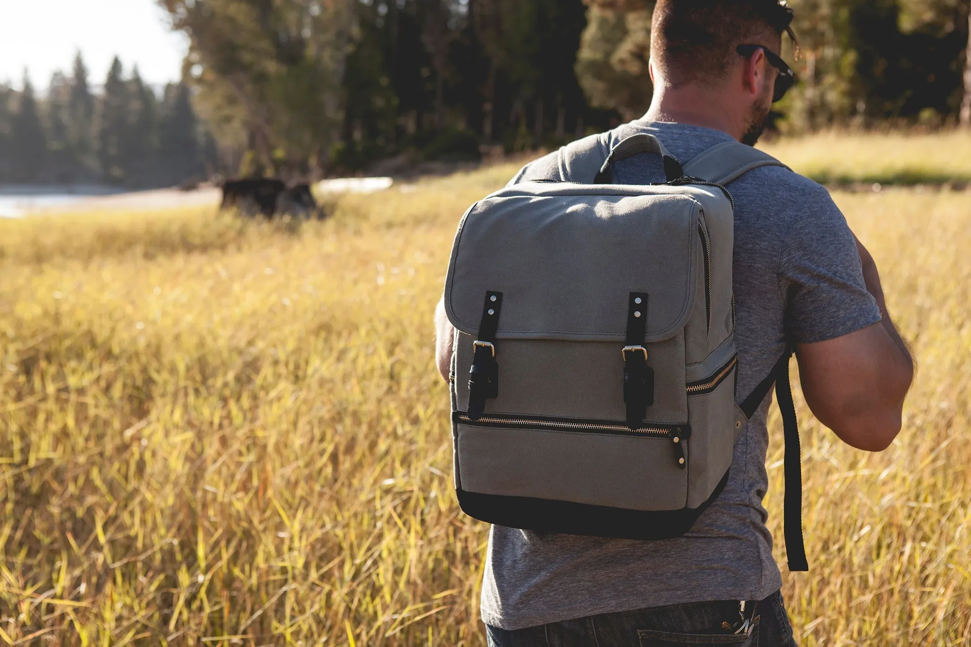 Bar-Backpack Portable Cocktail Set