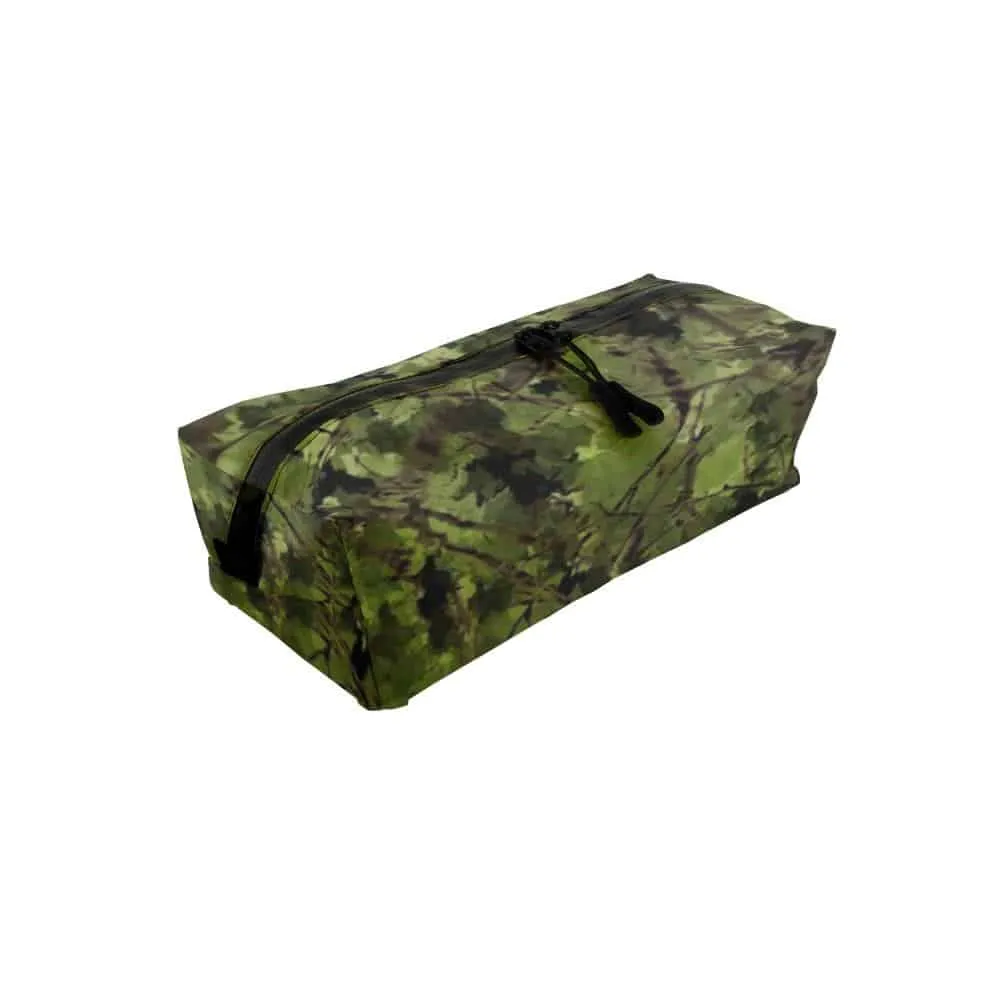Fallen Branches - Dark Green
